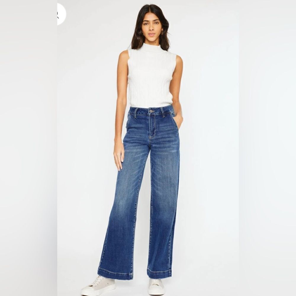 KanCan Celine Ultra High Rise Wide Leg Jeans RAW HEM 5/26